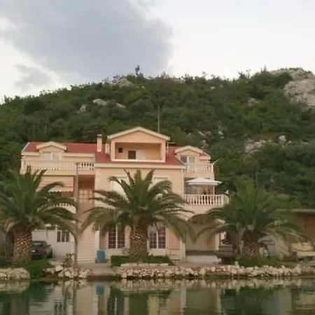 Ferien Apart- Fuer 8 By Interhome * Ploce (Dubrovnik-Neretva)