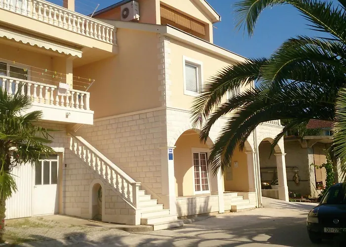 Apartament Ferien Apart- Fuer 8 By Interhome